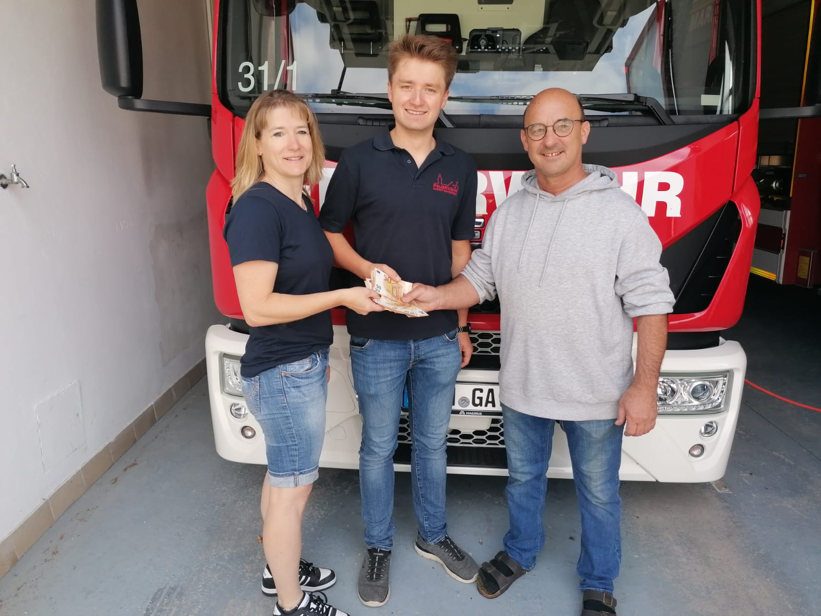 großzügige Spende Kinder- und Jugendfeuerwehr