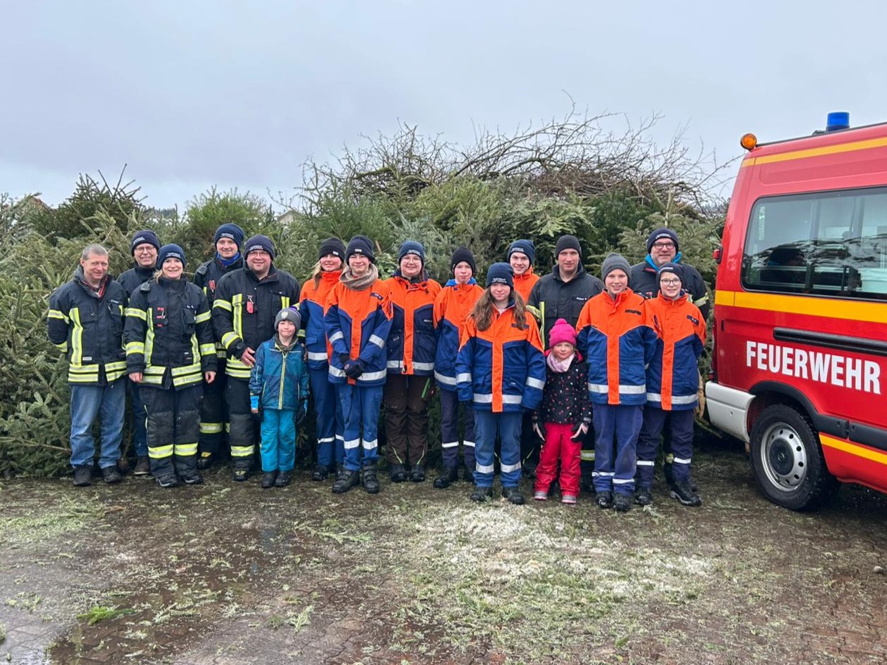 Gelungene Weihnachtsbaum-Abholaktion